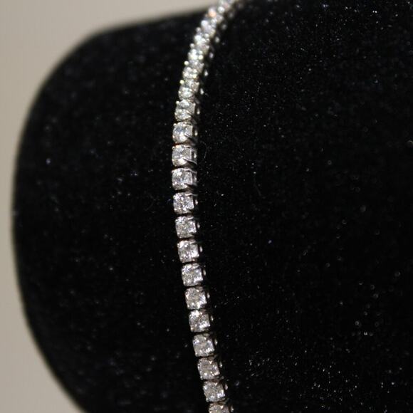 925 Sterling Silver Tennis Bracelet Made in Turkey - Picture 9 of 14
